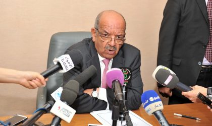 Crise libyenne : Messahel s’entretient à Alger avec Haftar